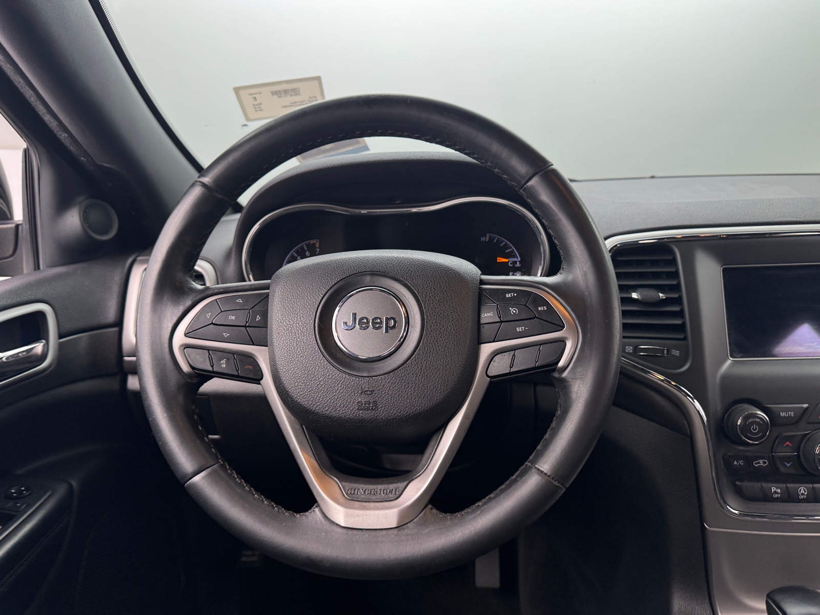 Thumbnail: 2018 Jeep Grand Cherokee - 5