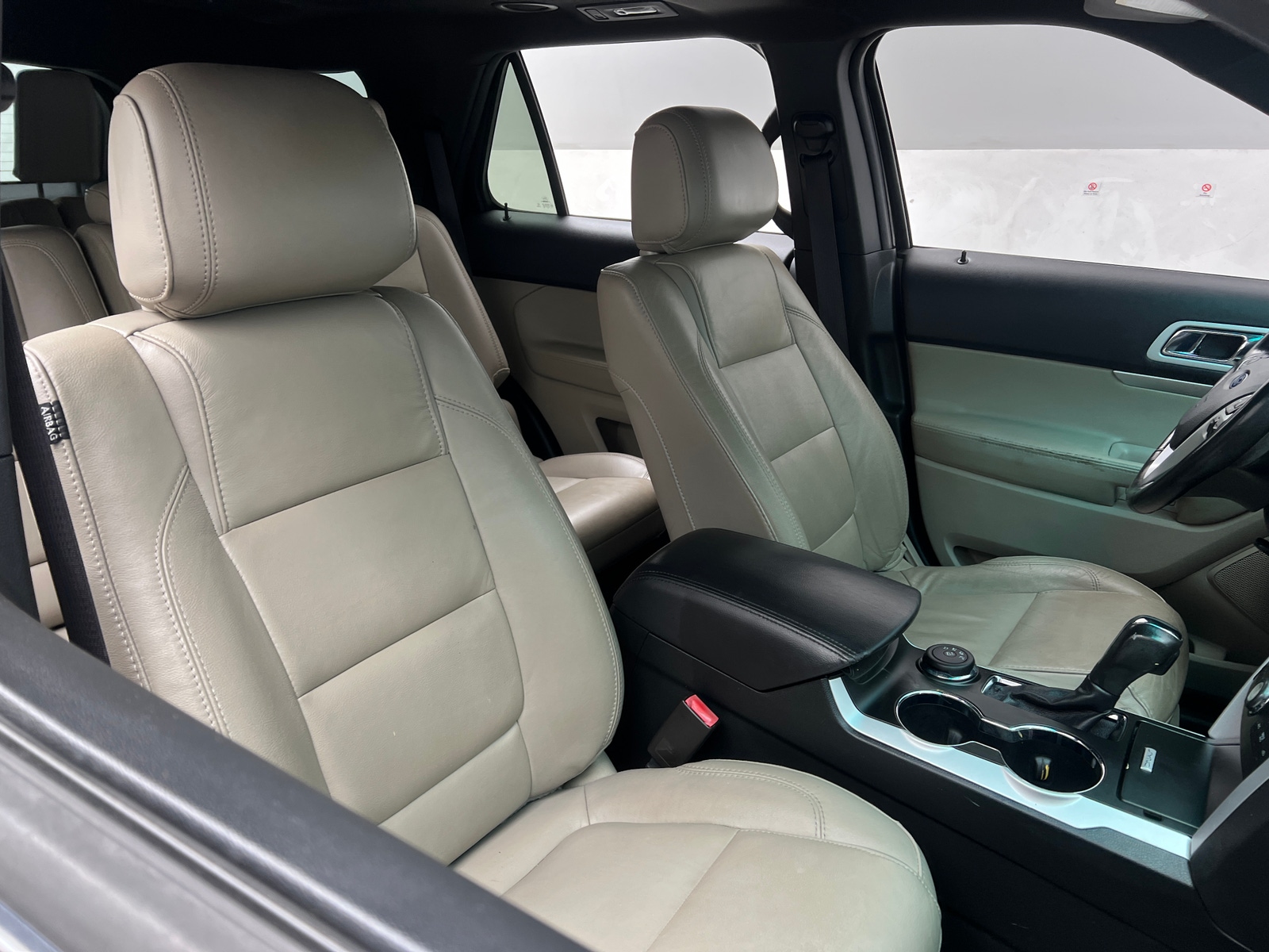 Thumbnail: 2015 Ford Explorer - 2