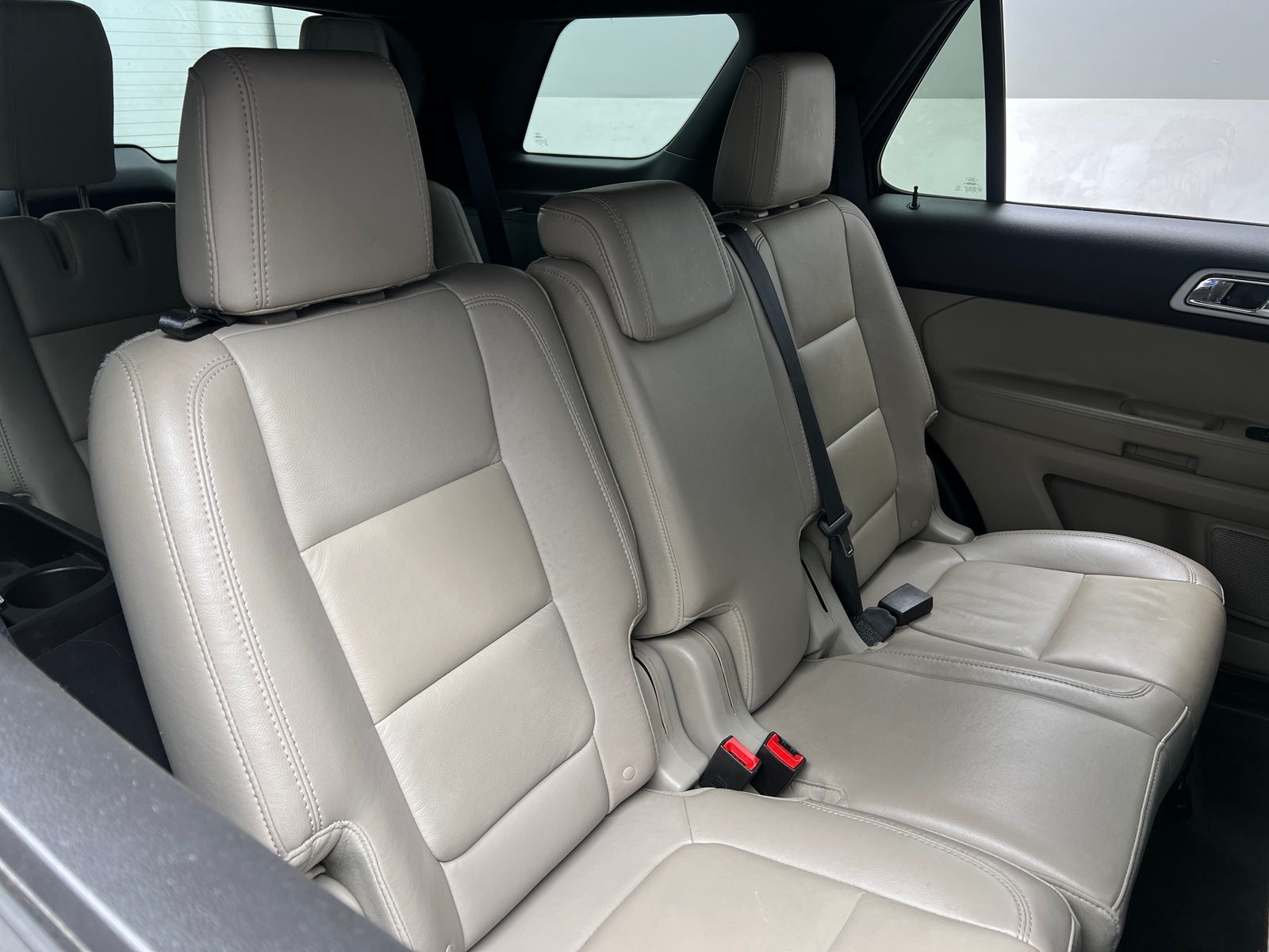 Thumbnail: 2015 Ford Explorer - 6