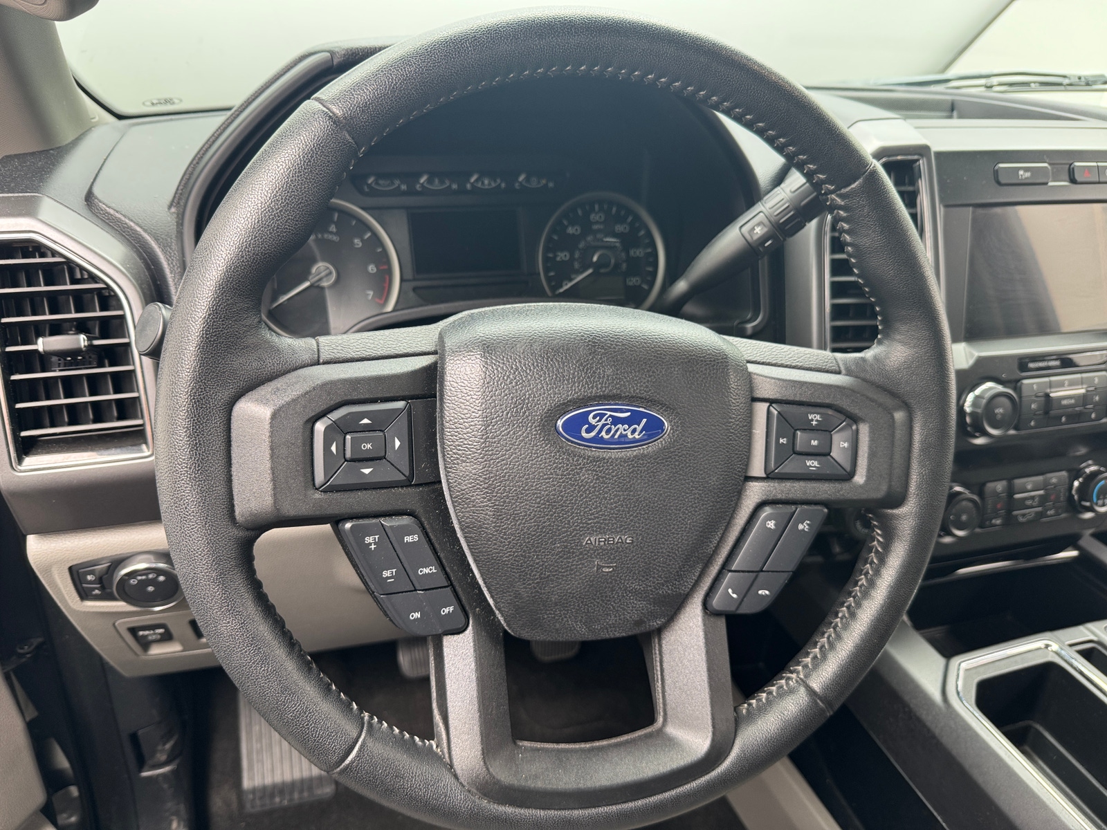Thumbnail: 2020 Ford Econoline - 5