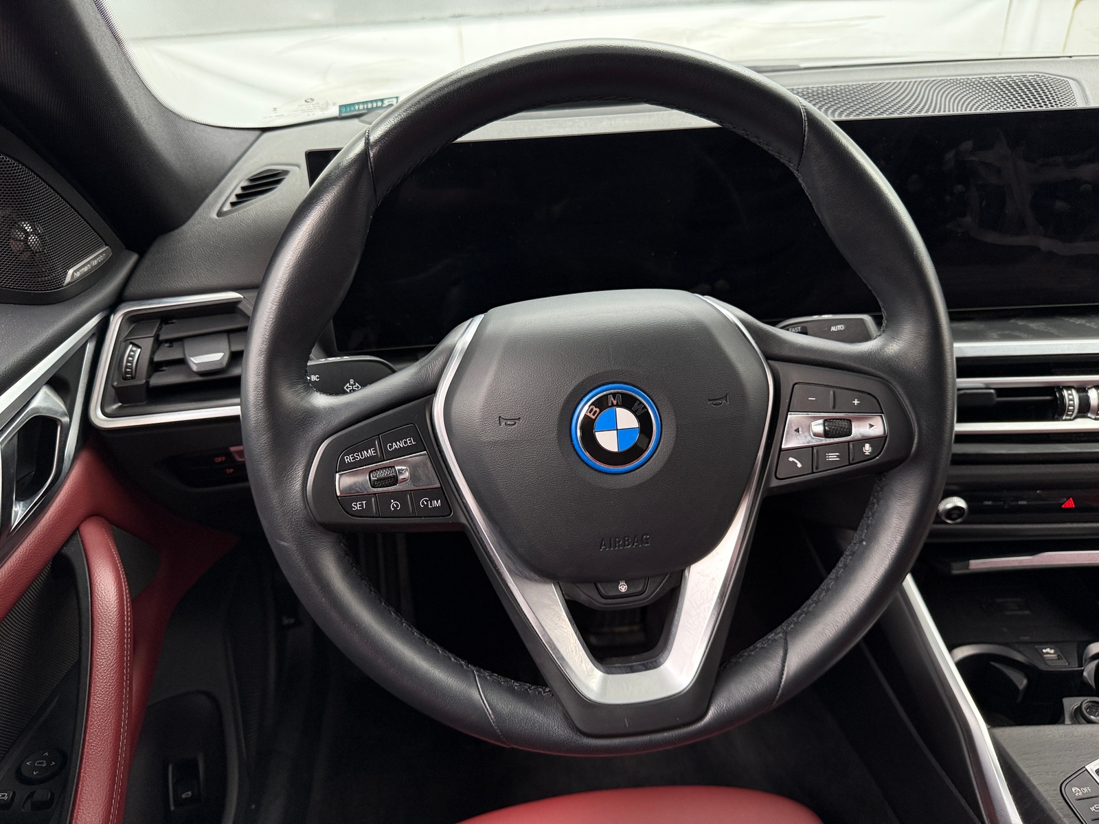 Thumbnail: 2023 BMW i4 - 4