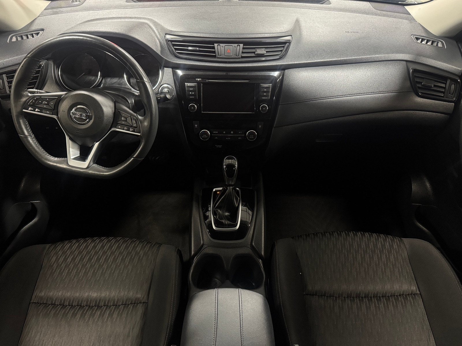 Thumbnail: 2018 Nissan Rogue - 3