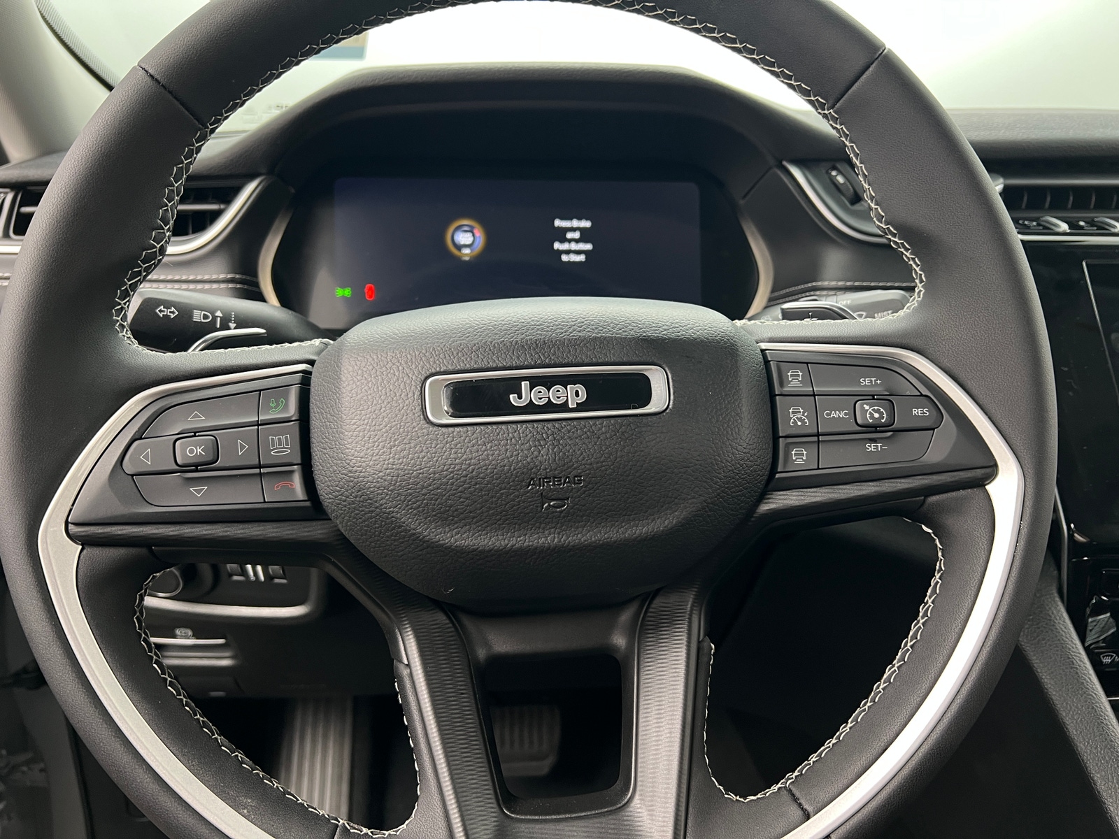 Thumbnail: 2023 Jeep Grand Cherokee - 5