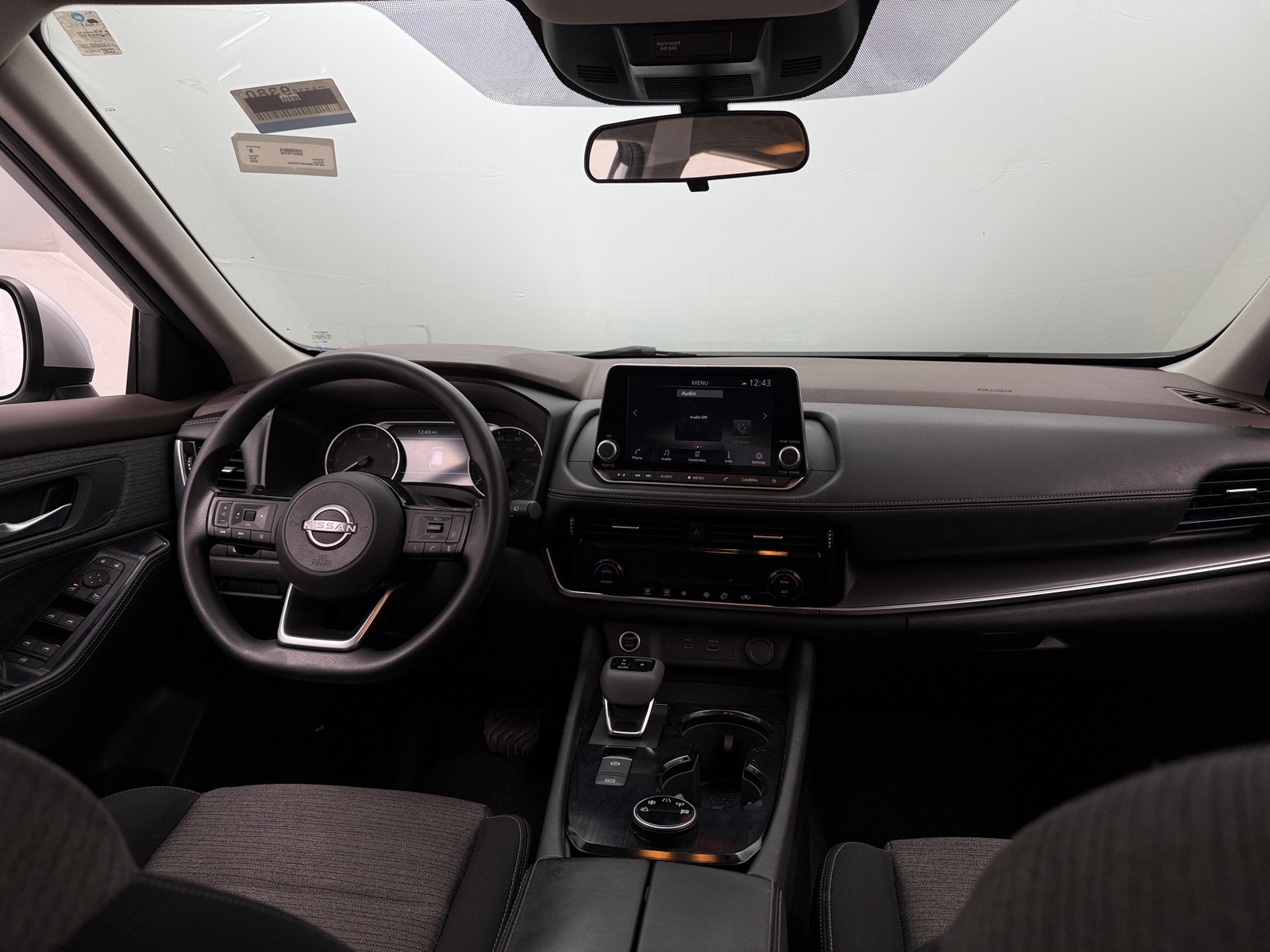 Thumbnail: 2022 Nissan Rogue - 3