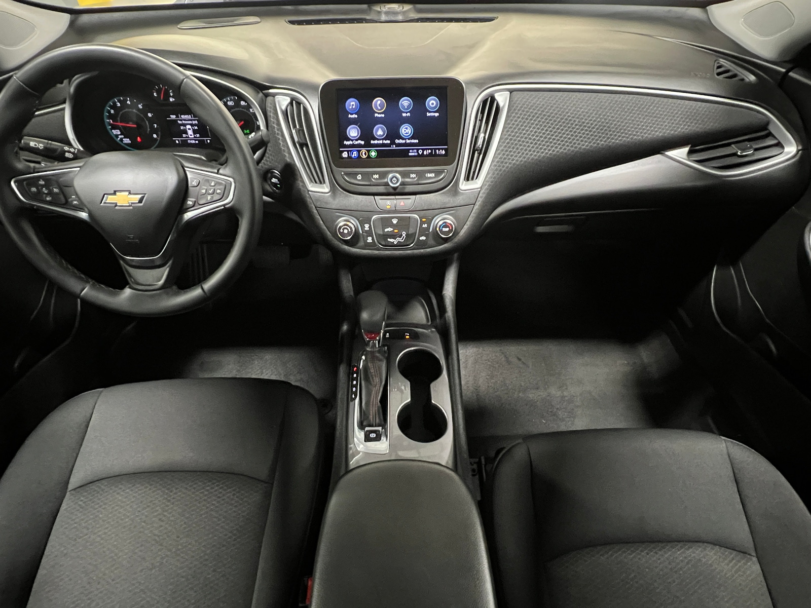 Thumbnail: 2024 Chevrolet Malibu - 3