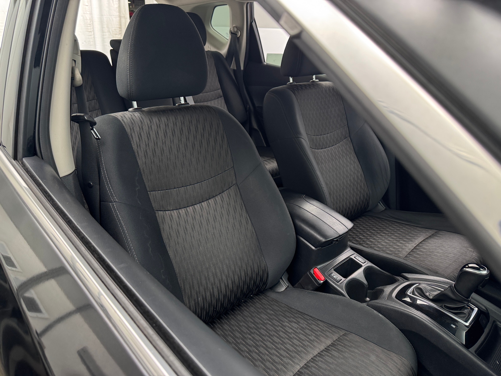 Thumbnail: 2019 Nissan Rogue - 2