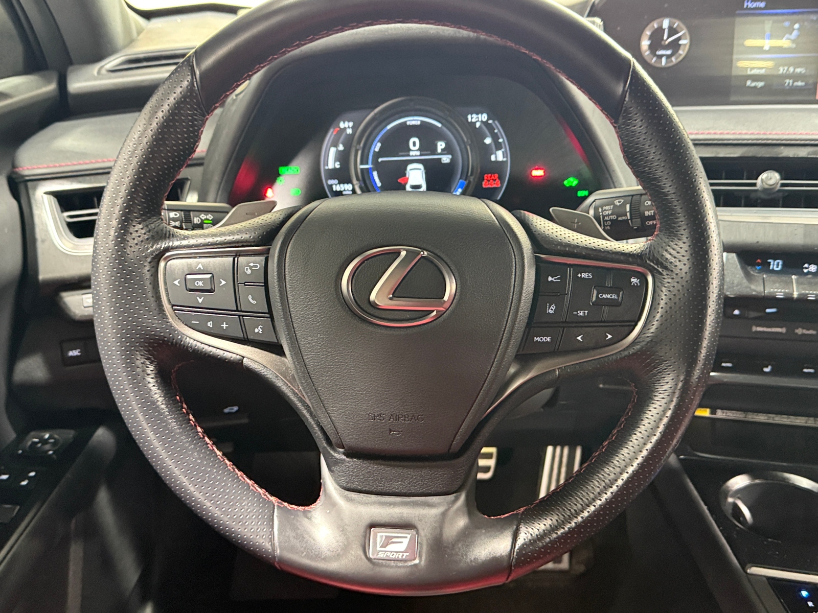 Thumbnail: 2022 Lexus UX - 4
