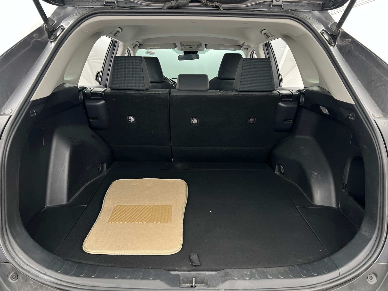 Thumbnail: 2021 Toyota RAV4 - 7