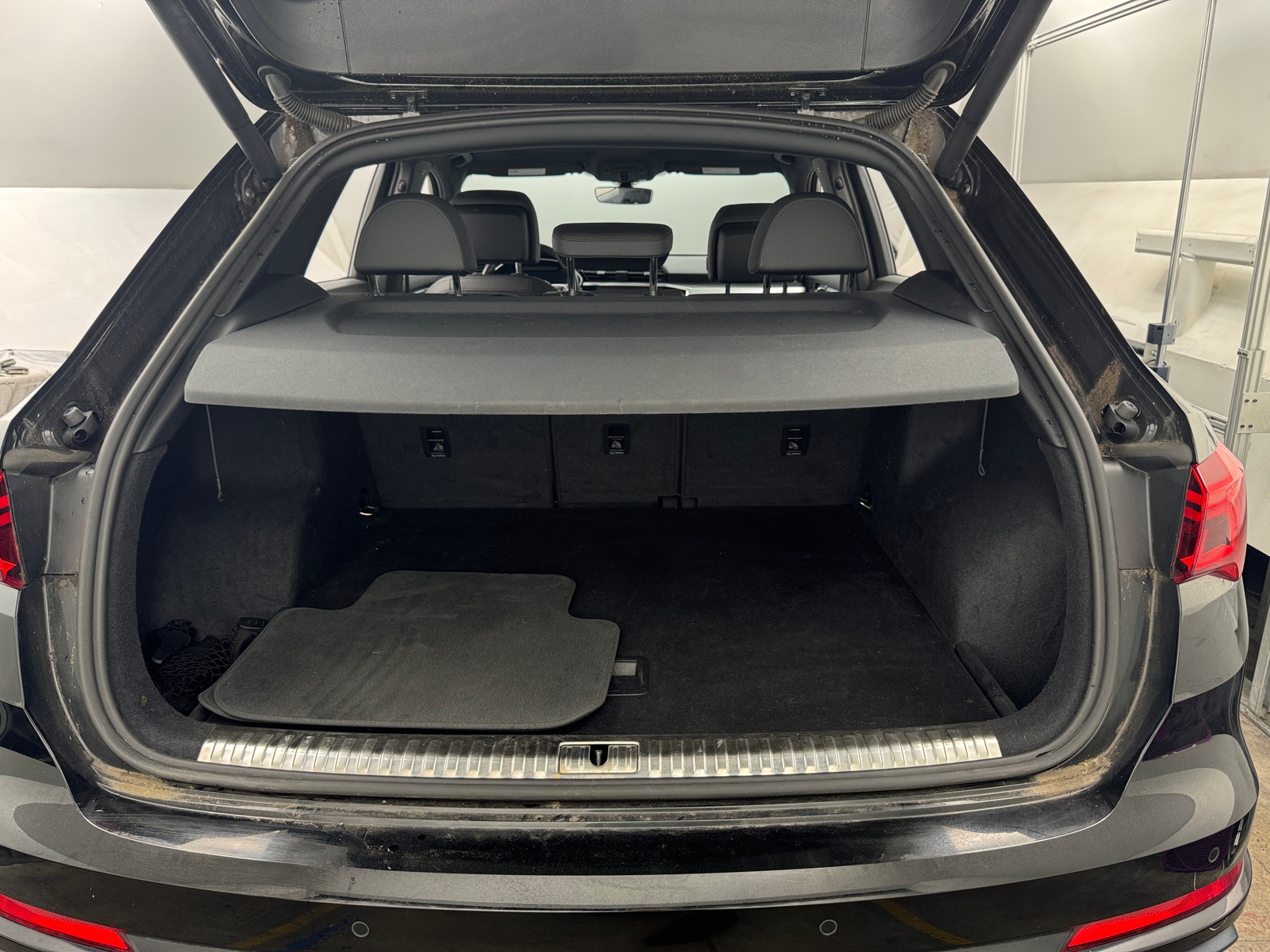 Thumbnail: 2019 Audi Q3 - 6