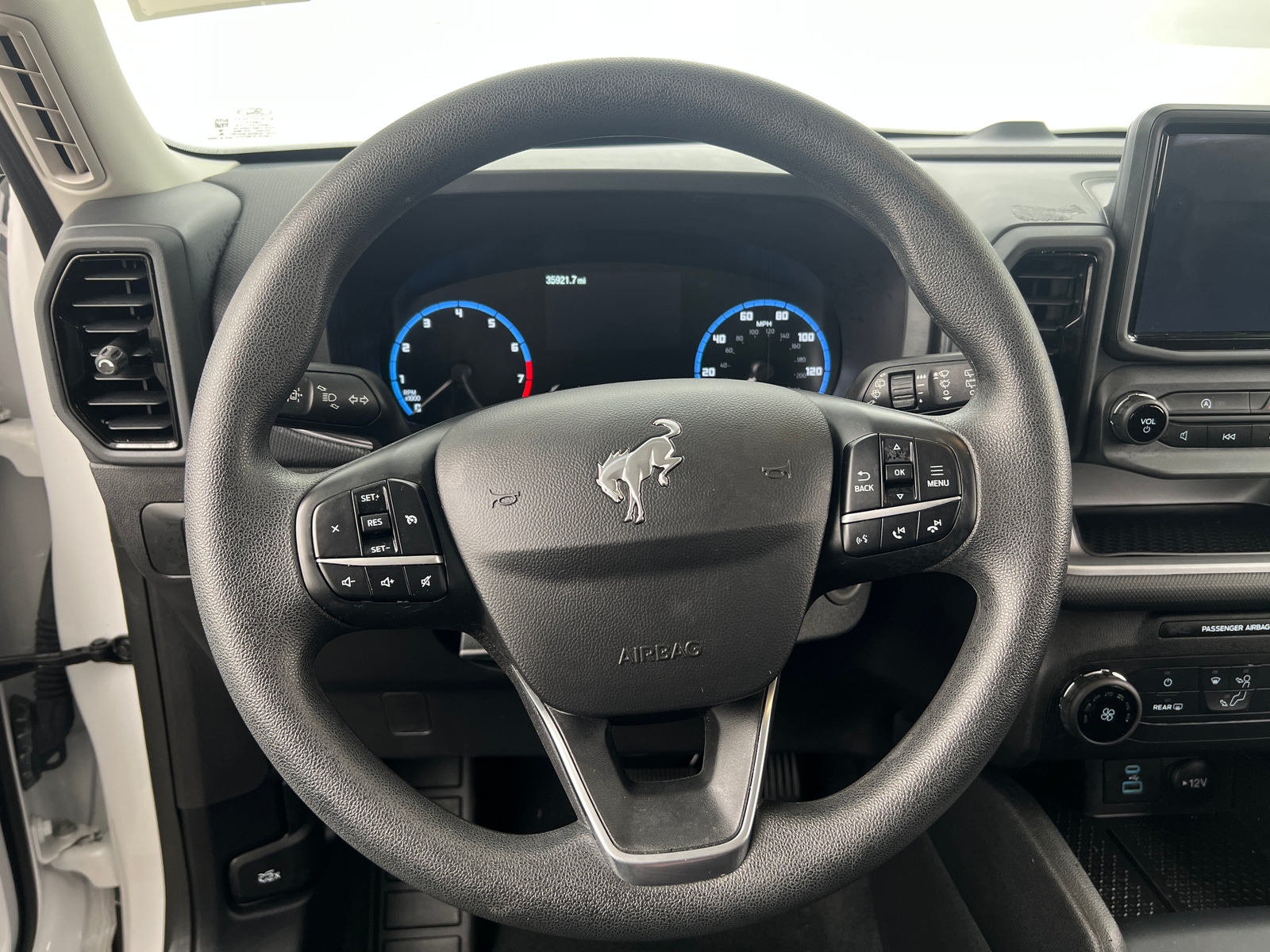 Thumbnail: 2022 Ford Bronco Sport - 5