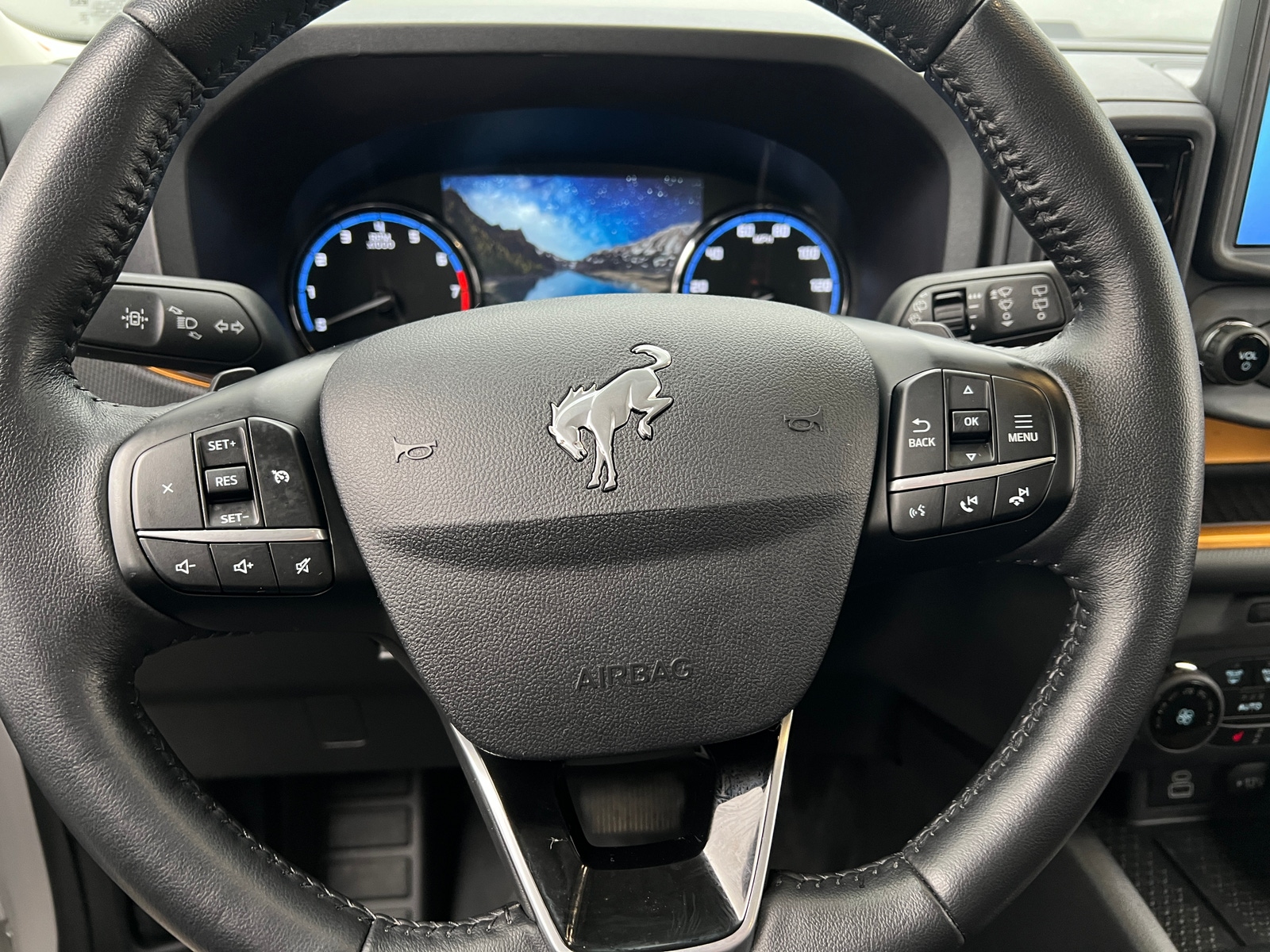 Thumbnail: 2023 Ford Bronco Sport - 5