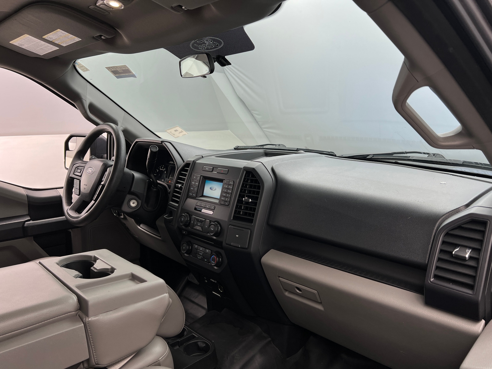Thumbnail: 2017 Ford Econoline - 3