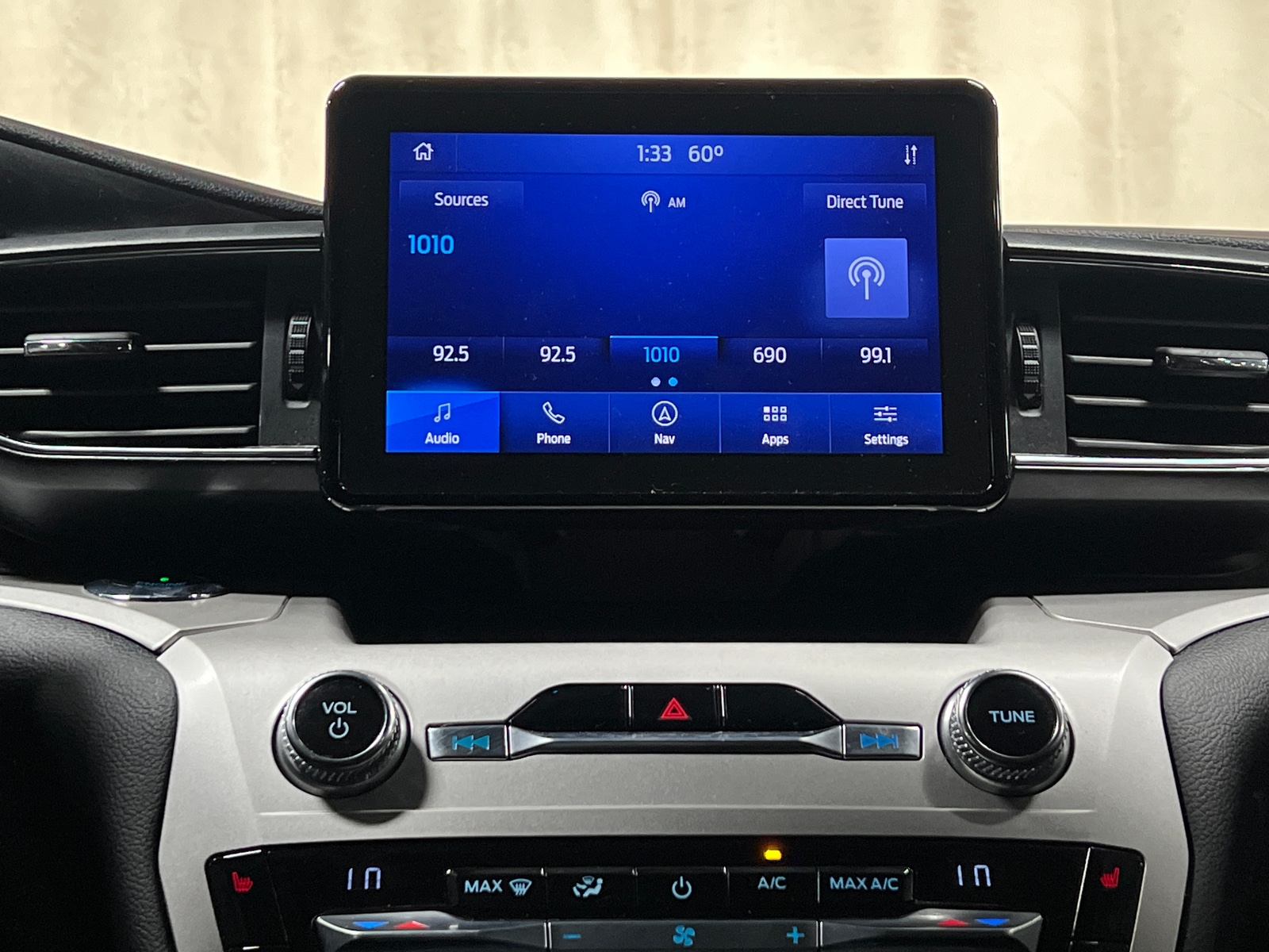 Thumbnail: 2021 Ford Explorer - 3