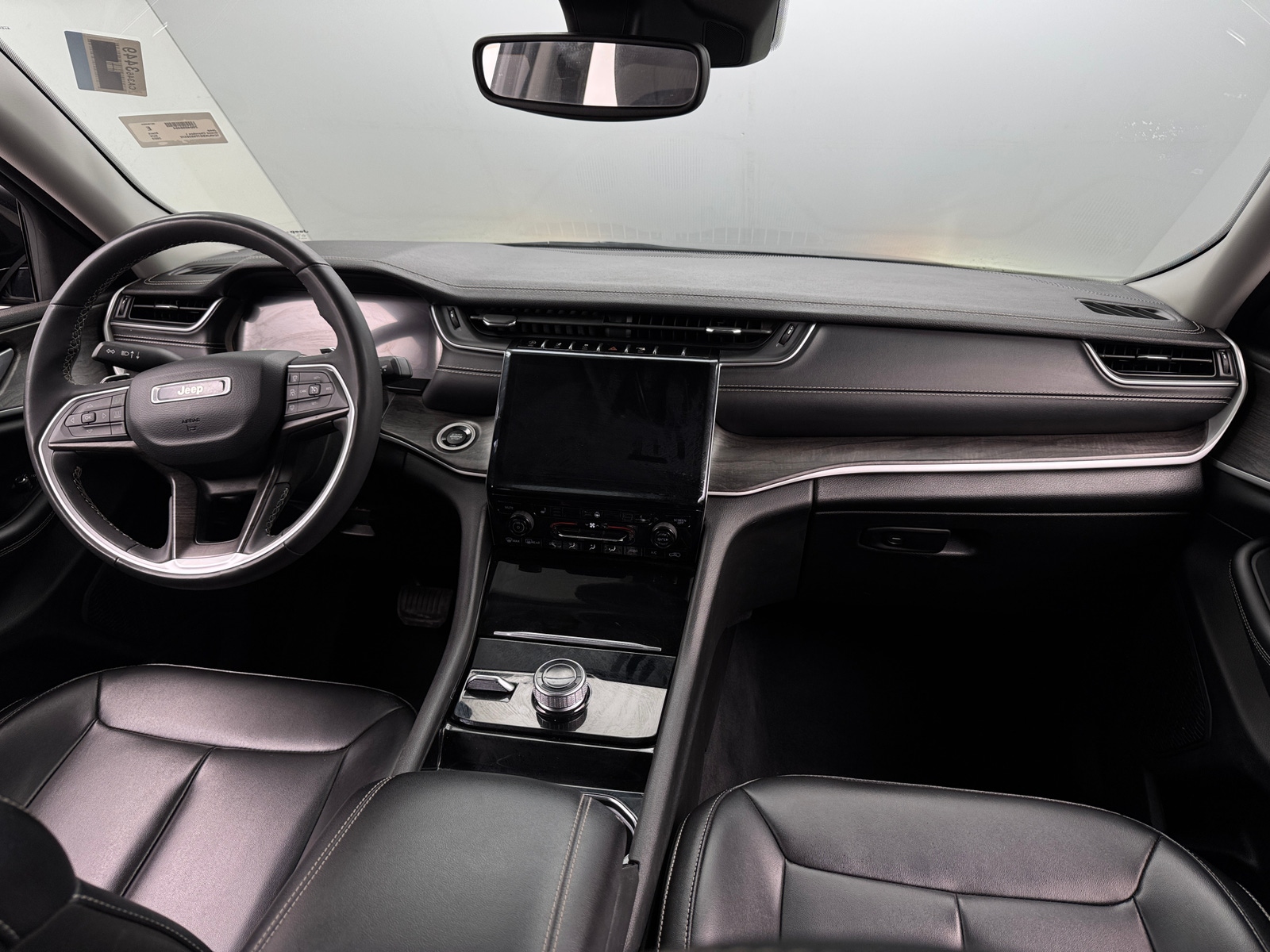 Thumbnail: 2023 Jeep Grand Cherokee L - 2