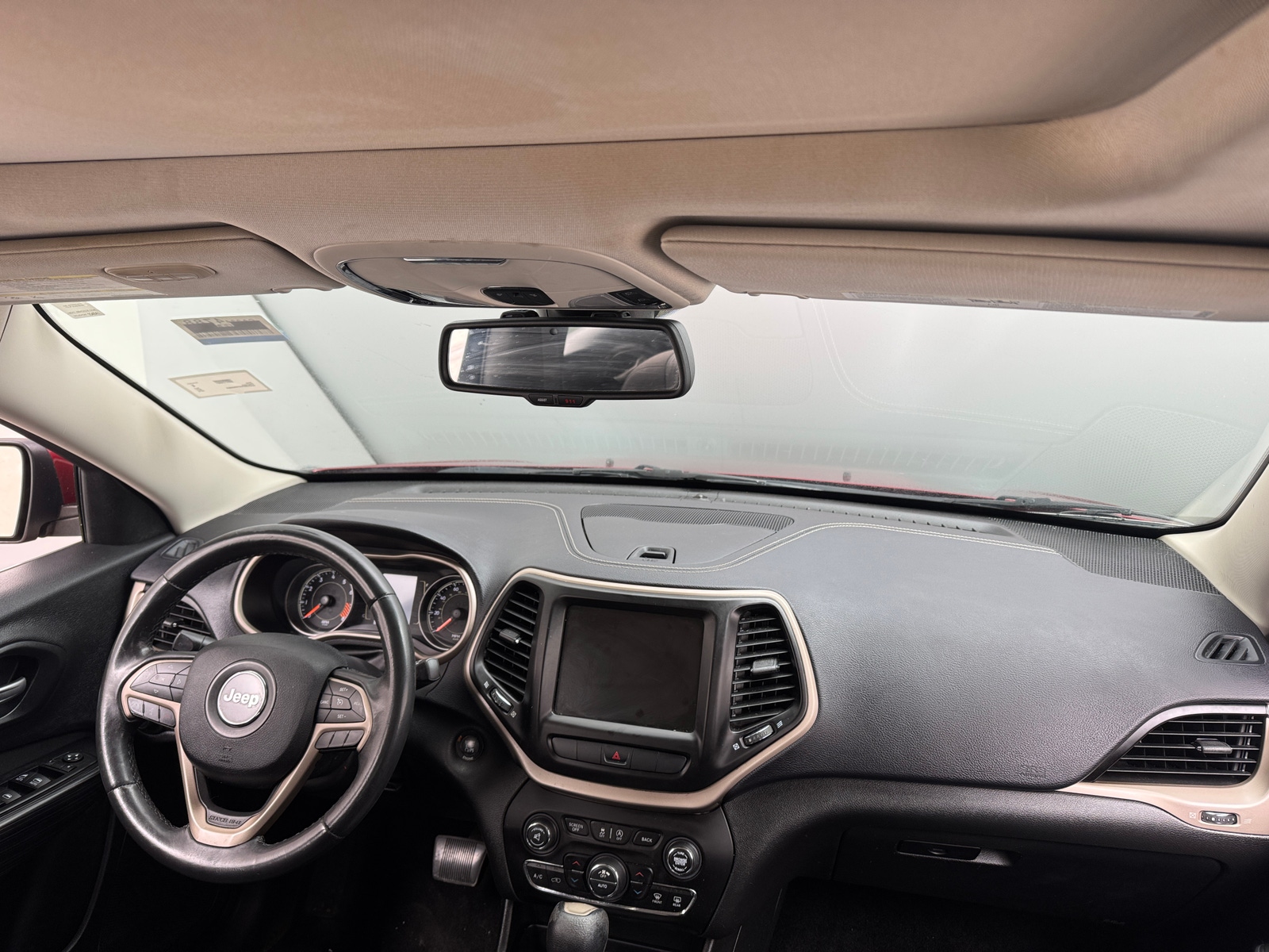 Thumbnail: 2015 Jeep Cherokee - 3