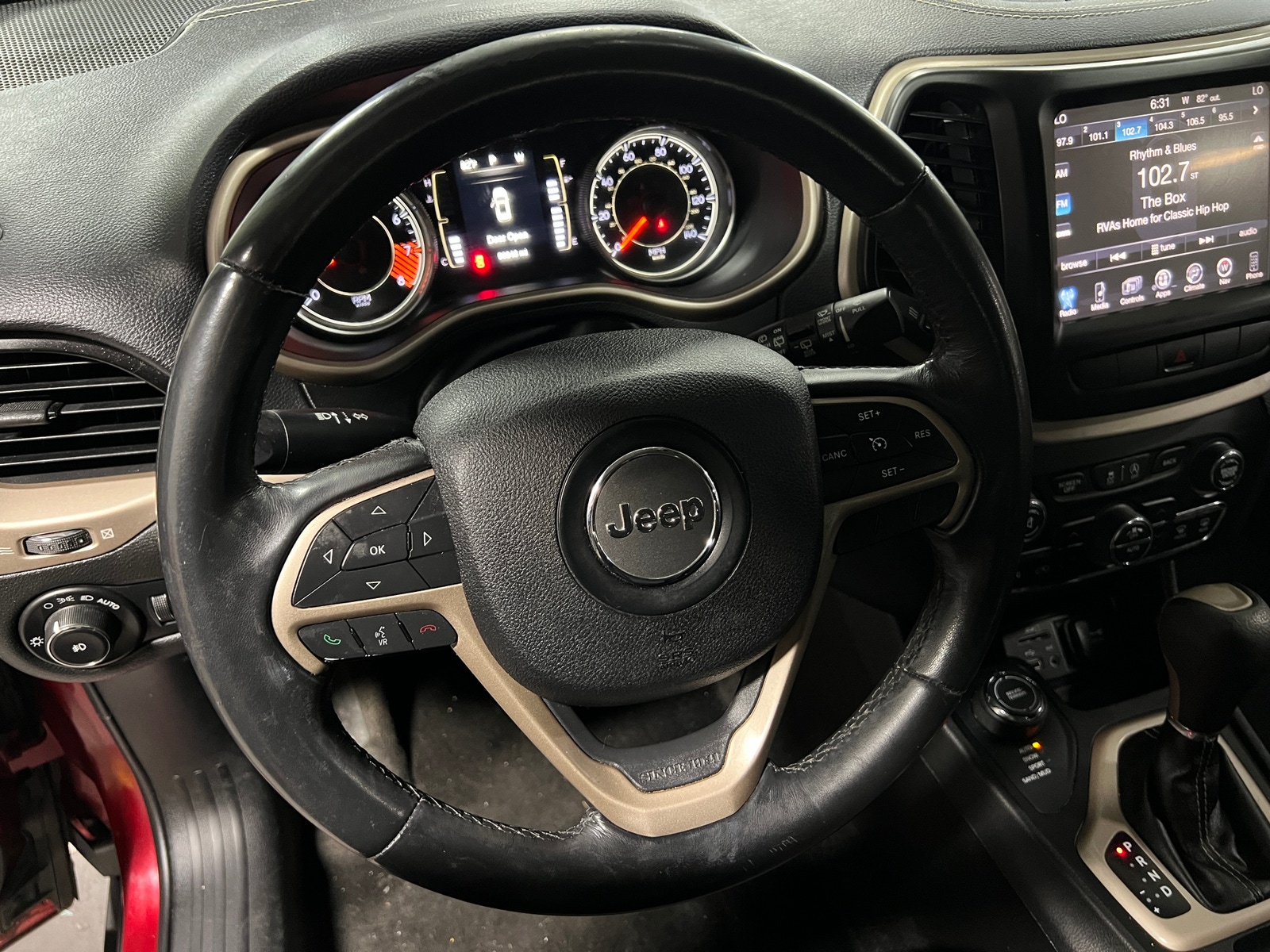 Thumbnail: 2015 Jeep Cherokee - 5