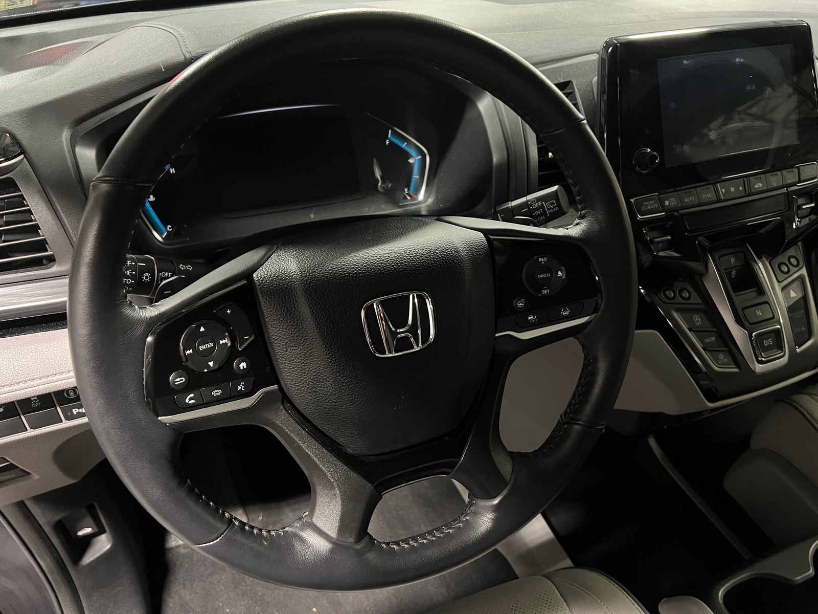 Thumbnail: 2023 Honda Odyssey - 4