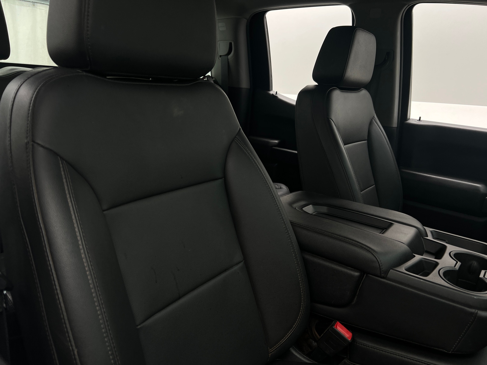 Thumbnail: 2020 Chevrolet Silverado 1500 - 2