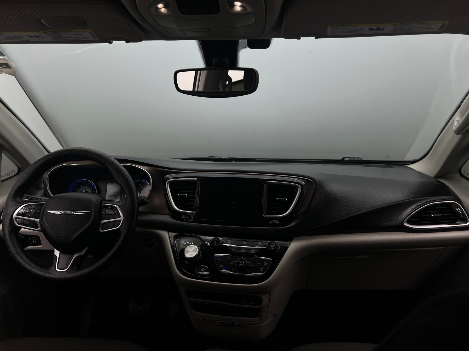 Thumbnail: 2019 Chrysler Pacifica - 3