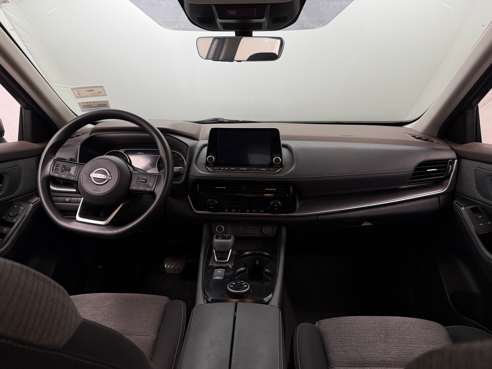 Thumbnail: 2022 Nissan Rogue - 3