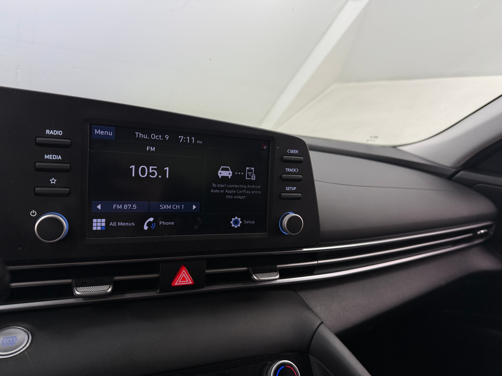 Thumbnail: 2022 Hyundai Elantra - 4