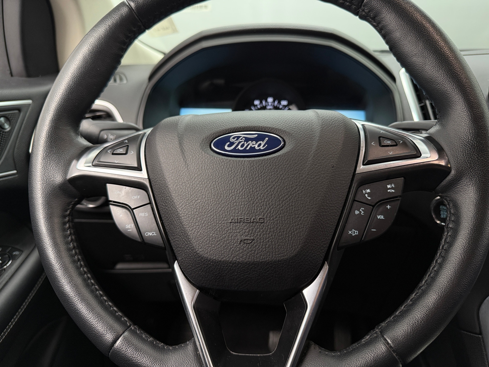 Thumbnail: 2024 Ford Edge - 4