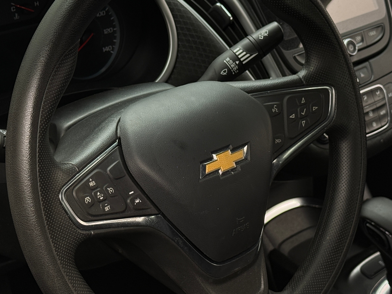 Thumbnail: 2023 Chevrolet Malibu - 5