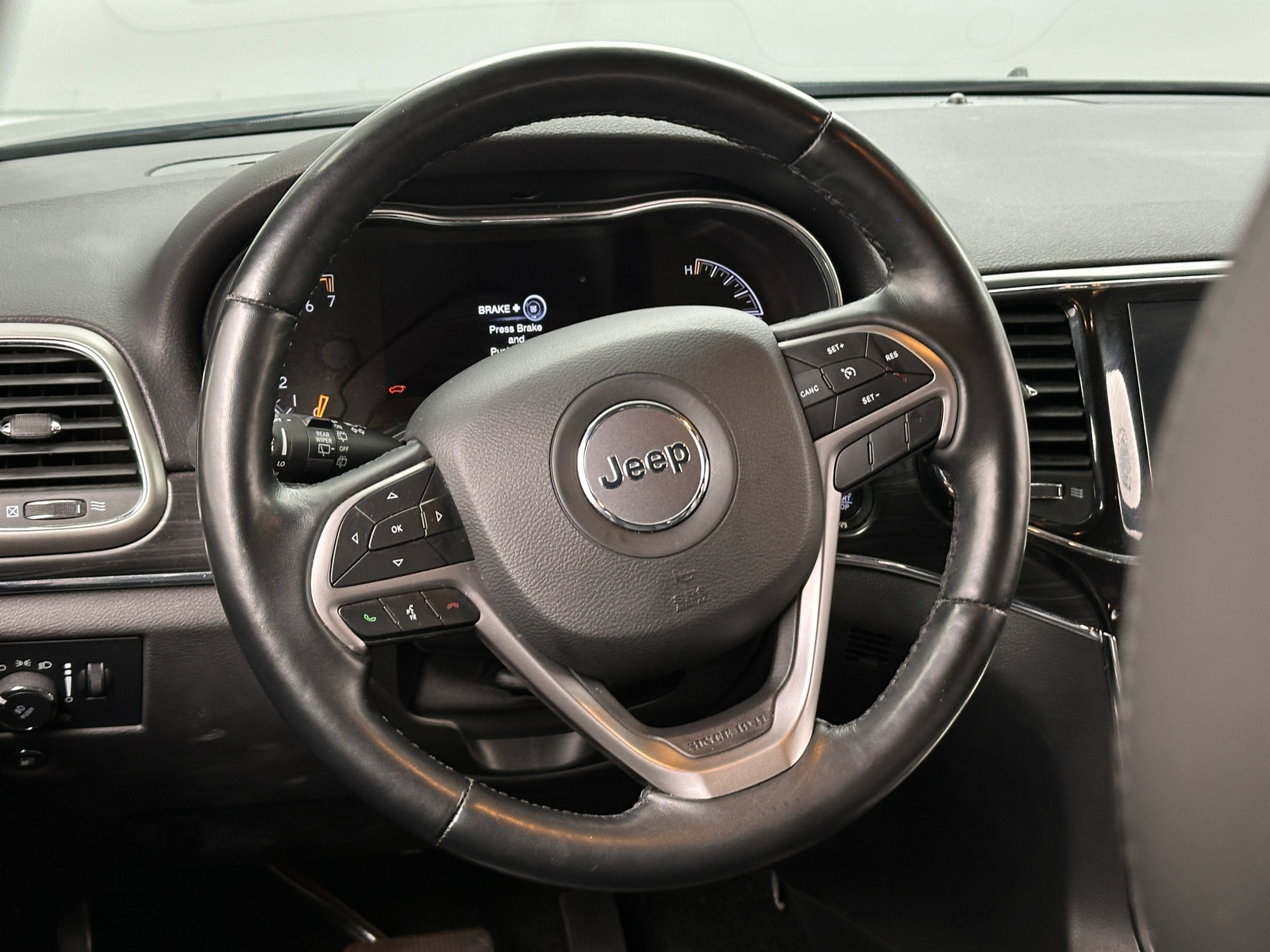 Thumbnail: 2021 Jeep Grand Cherokee - 4