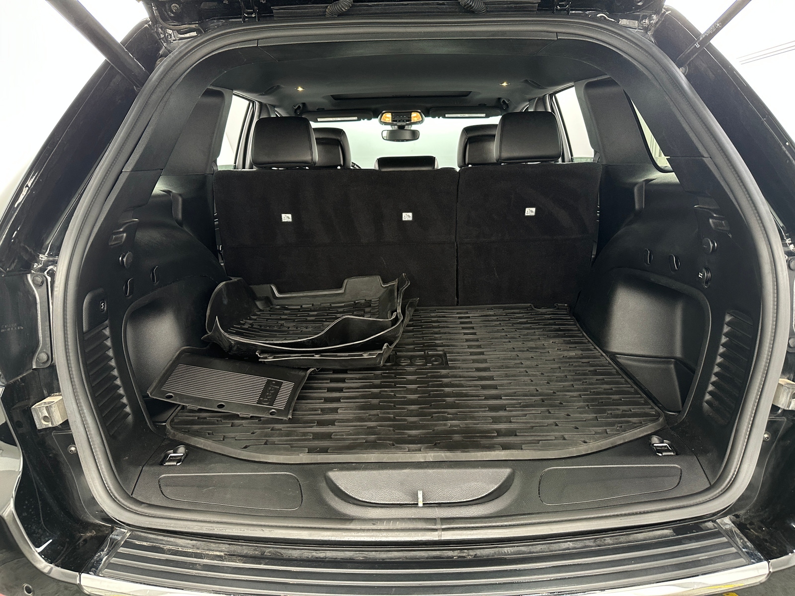 Thumbnail: 2021 Jeep Grand Cherokee - 6