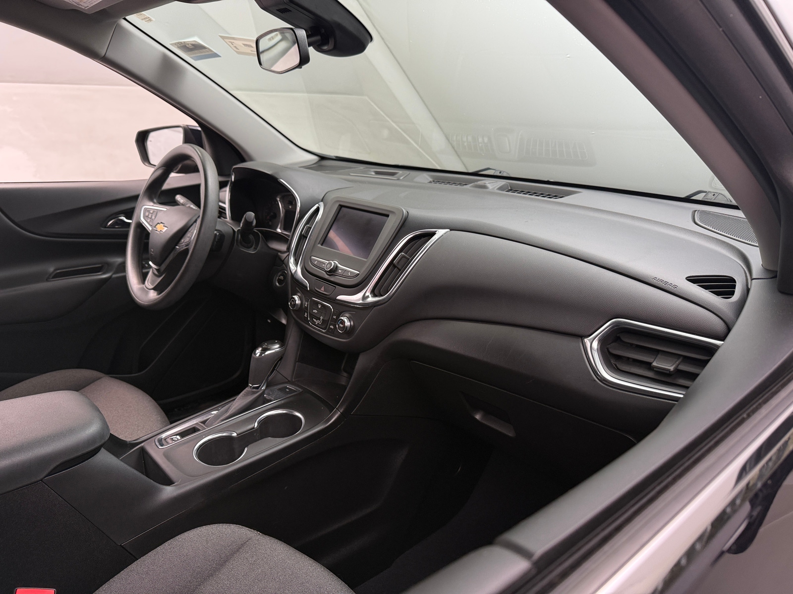 Thumbnail: 2021 Chevrolet Equinox - 3
