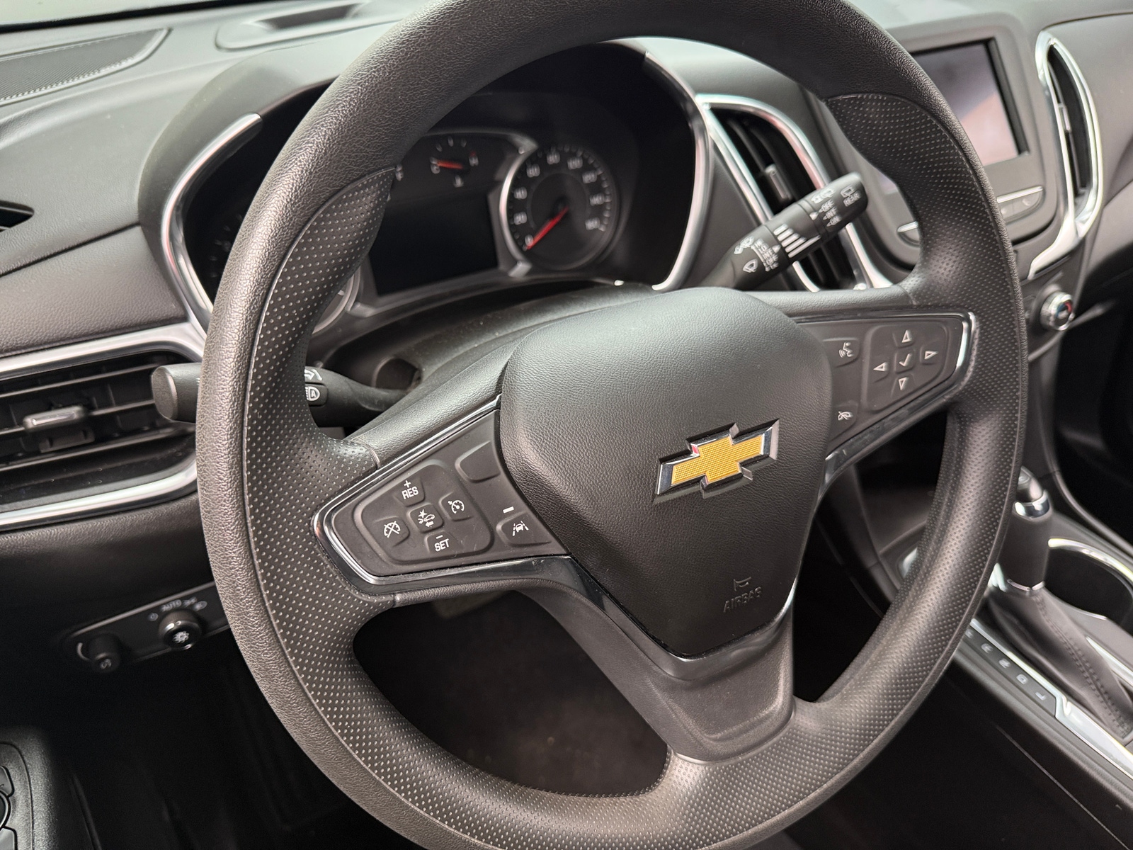 Thumbnail: 2021 Chevrolet Equinox - 5