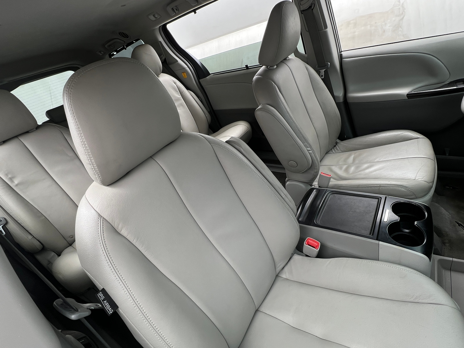 Thumbnail: 2012 Toyota Sienna - 2