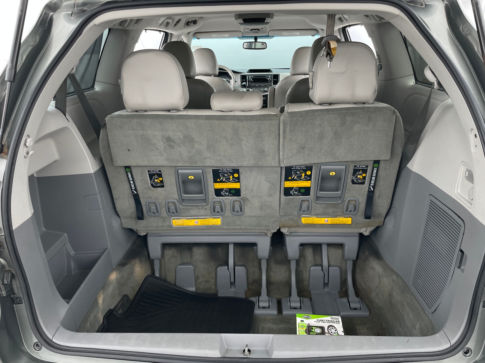 Thumbnail: 2012 Toyota Sienna - 7