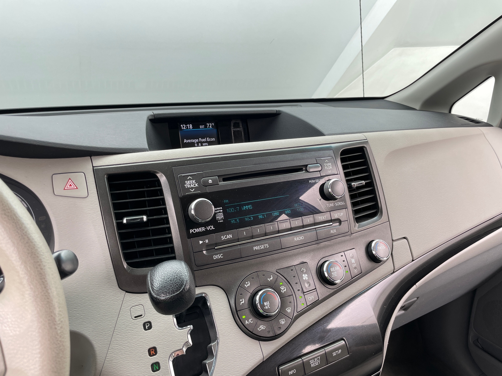 Thumbnail: 2012 Toyota Sienna - 4