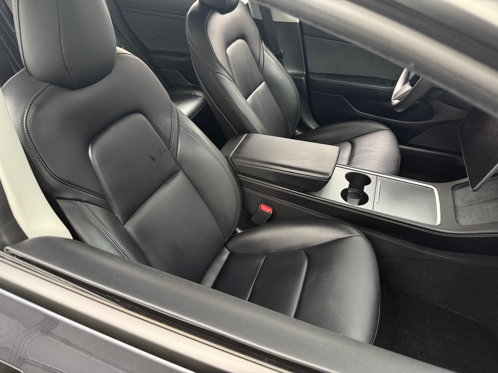 Thumbnail: 2022 Tesla Model 3 - 2