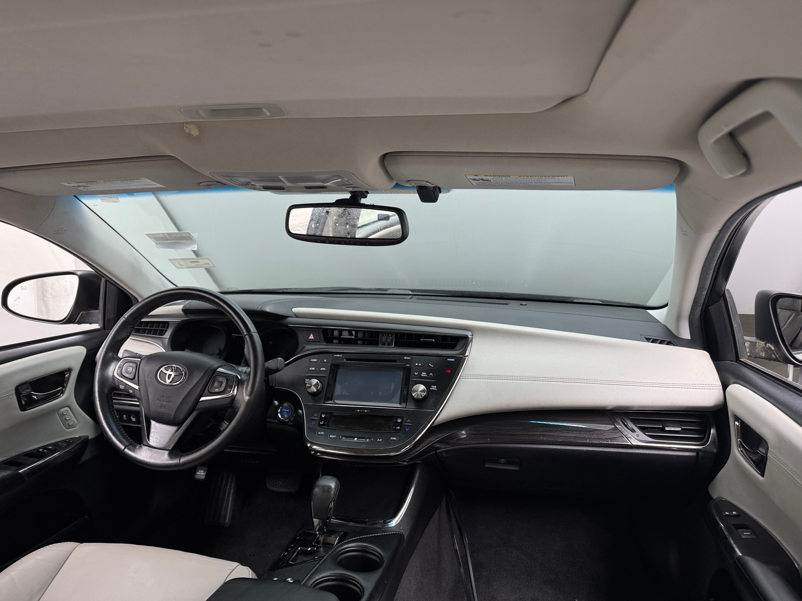 Thumbnail: 2015 Toyota Avalon - 2