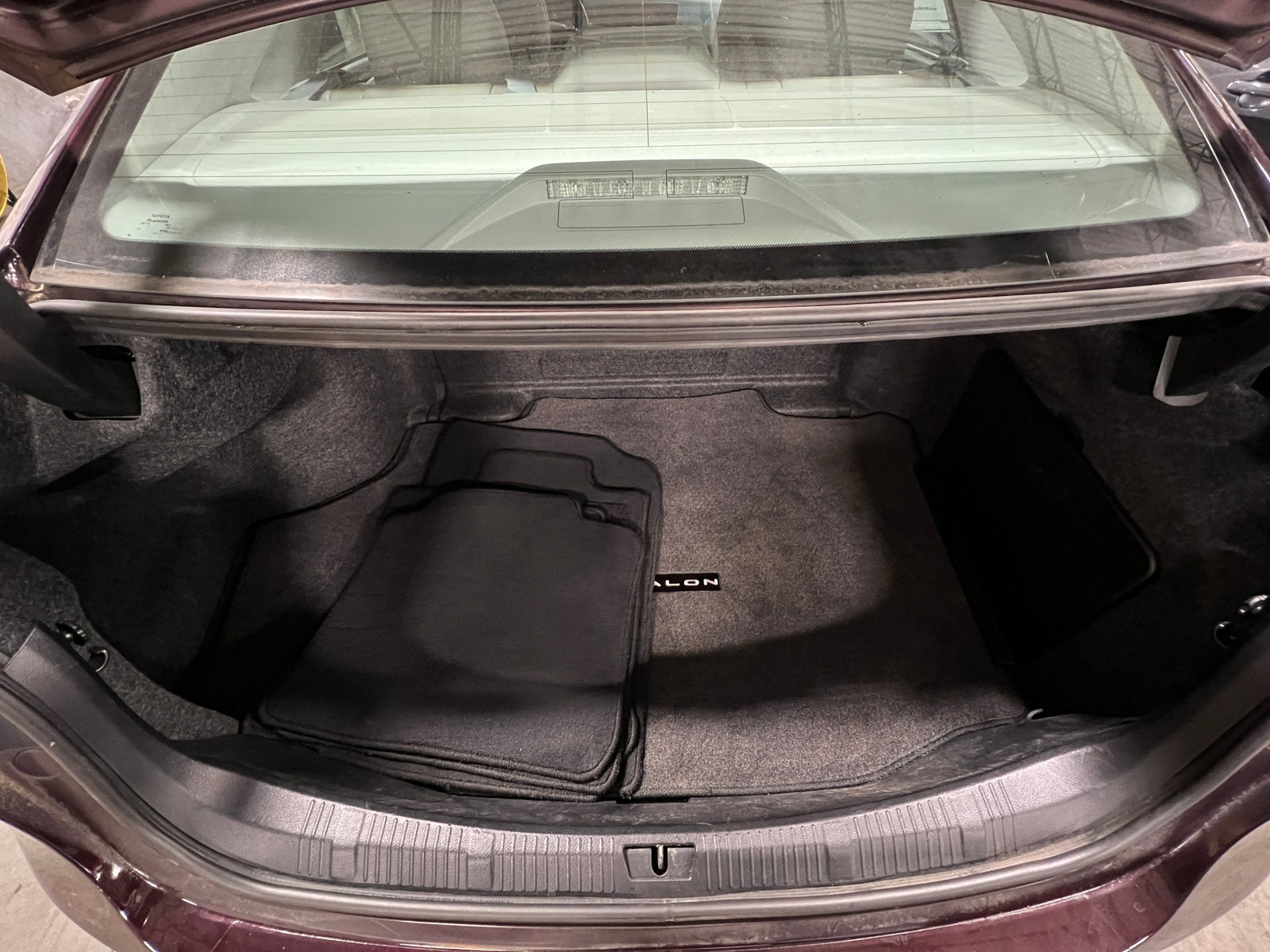 Thumbnail: 2015 Toyota Avalon - 6