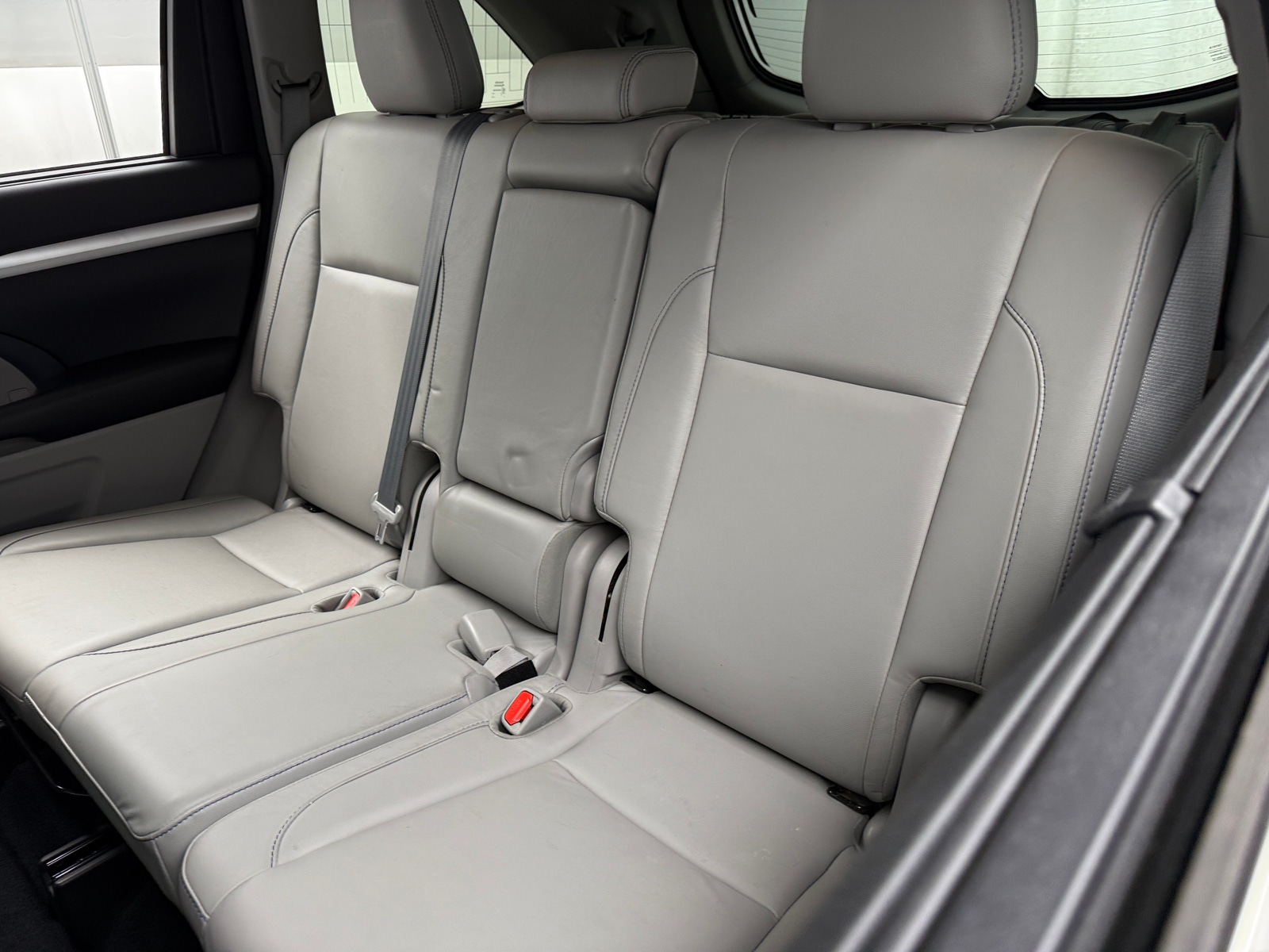 Thumbnail: 2018 Toyota Highlander - 5