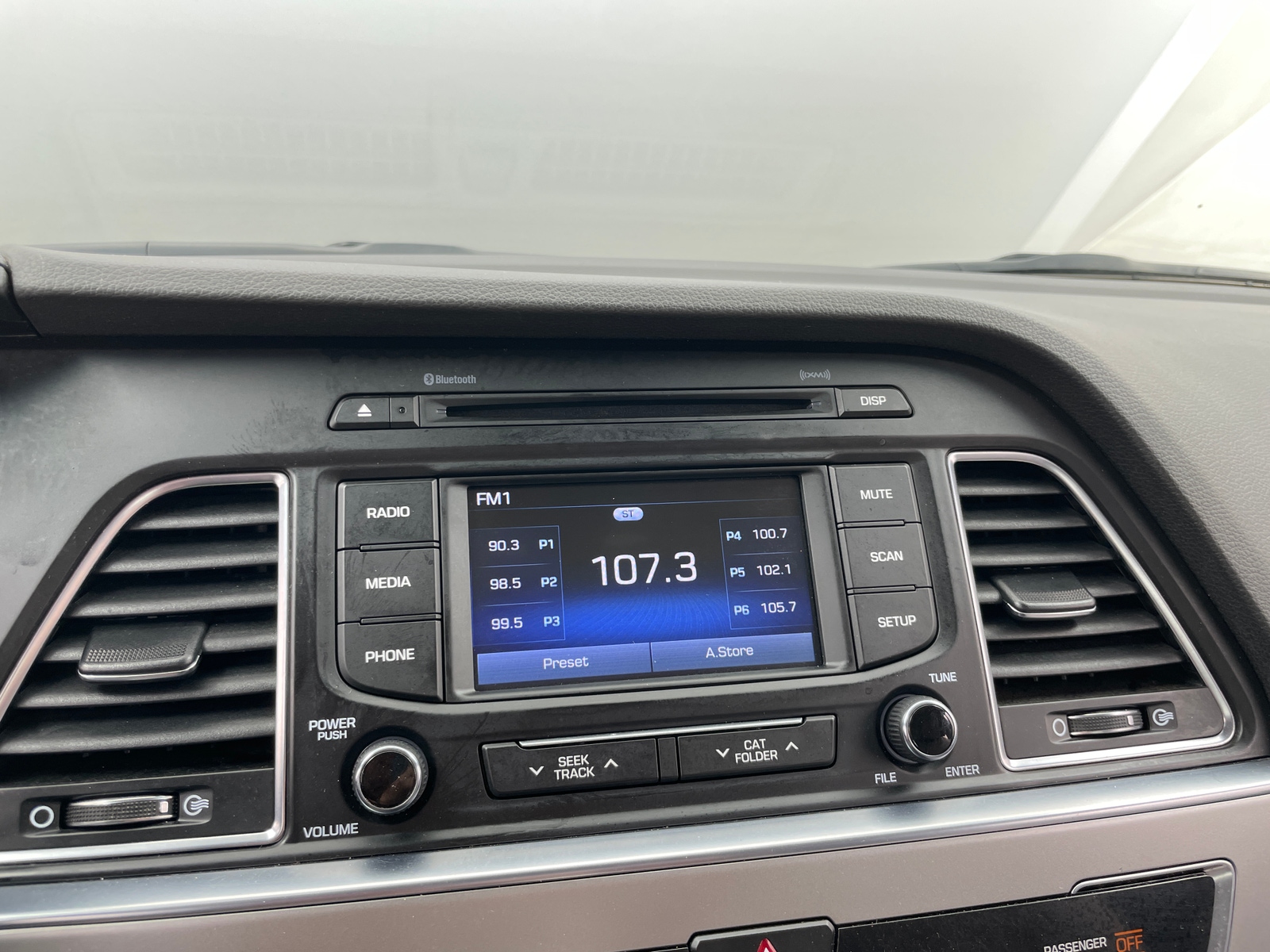 Thumbnail: 2015 Hyundai Sonata - 4