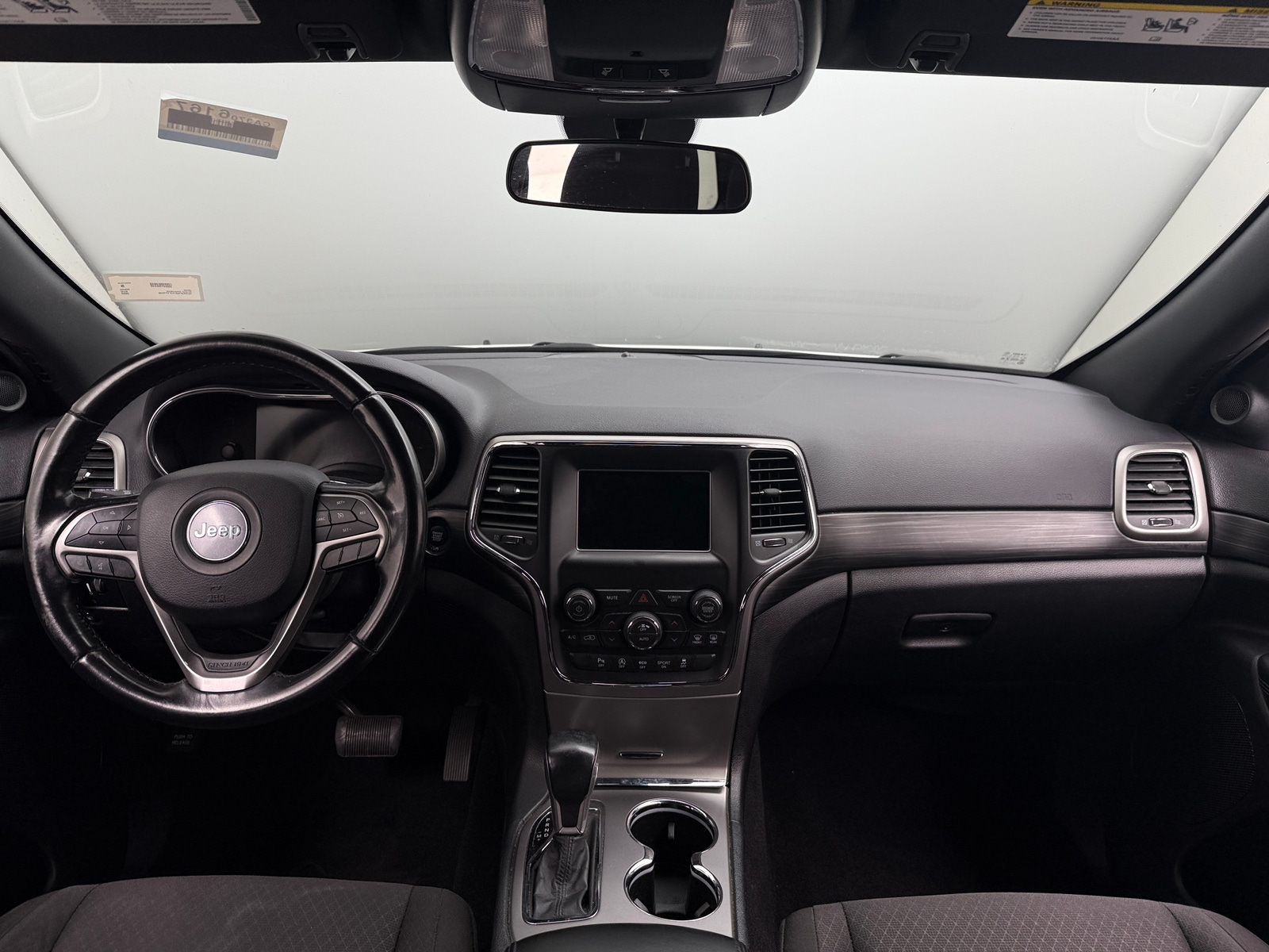 Thumbnail: 2020 Jeep Grand Cherokee - 3