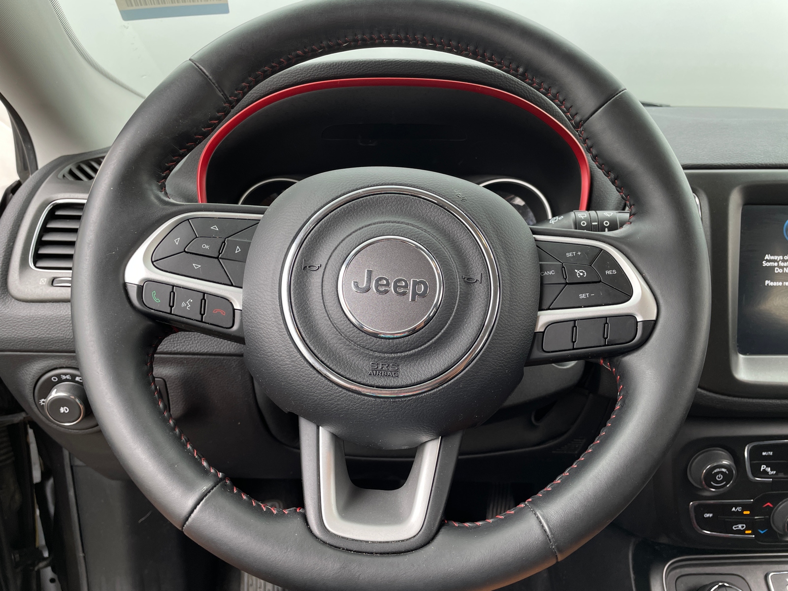 Thumbnail: 2019 Jeep Compass - 4