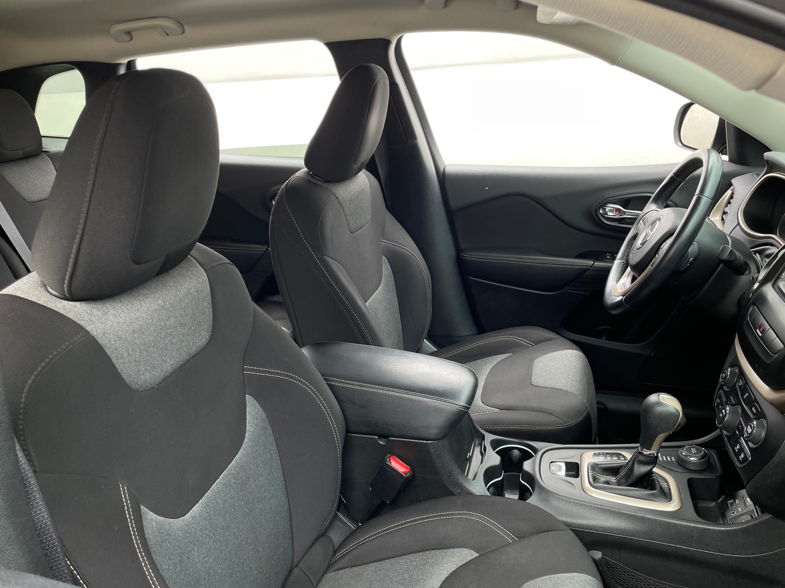 Thumbnail: 2014 Jeep Cherokee - 2