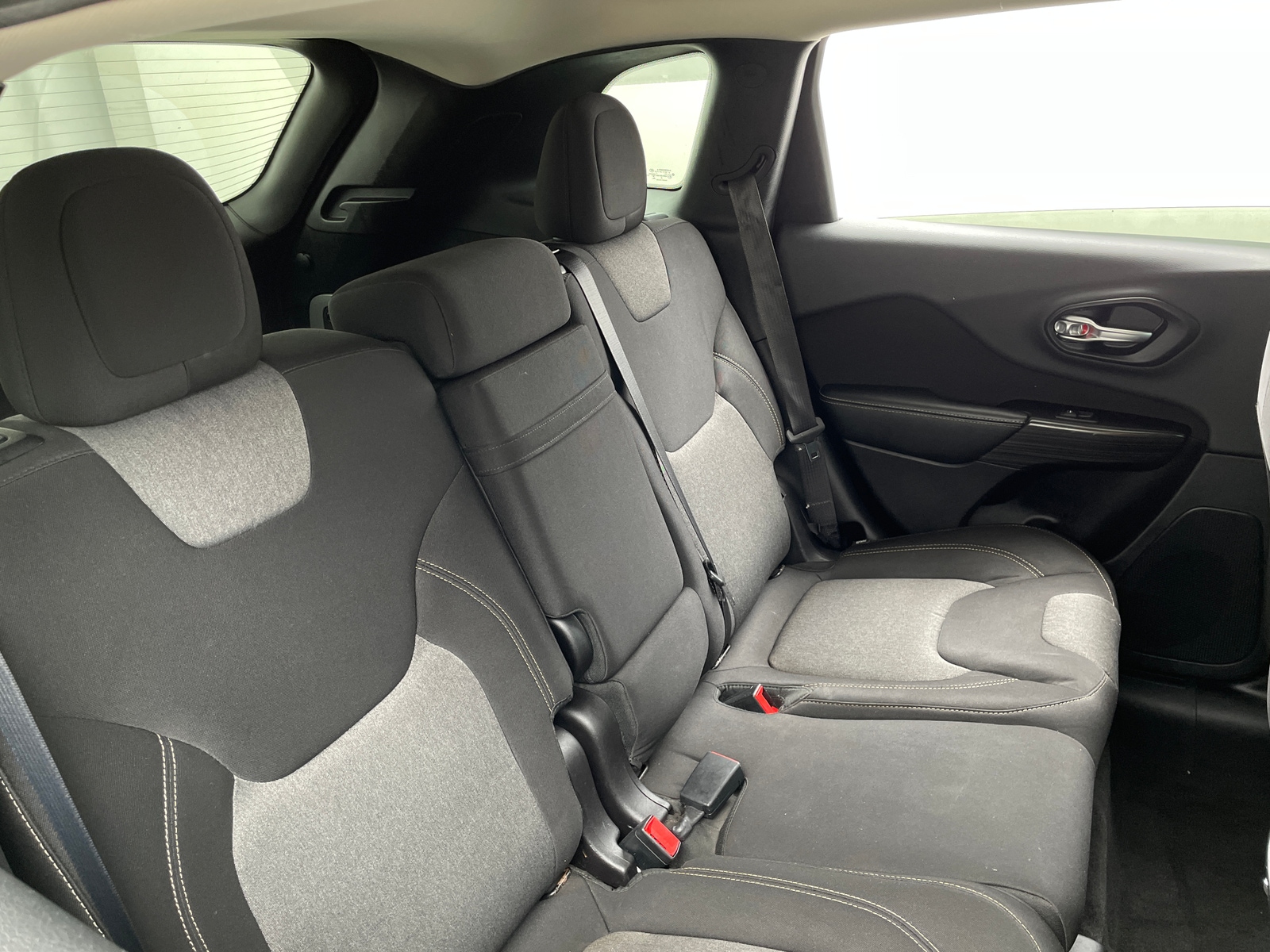 Thumbnail: 2014 Jeep Cherokee - 6