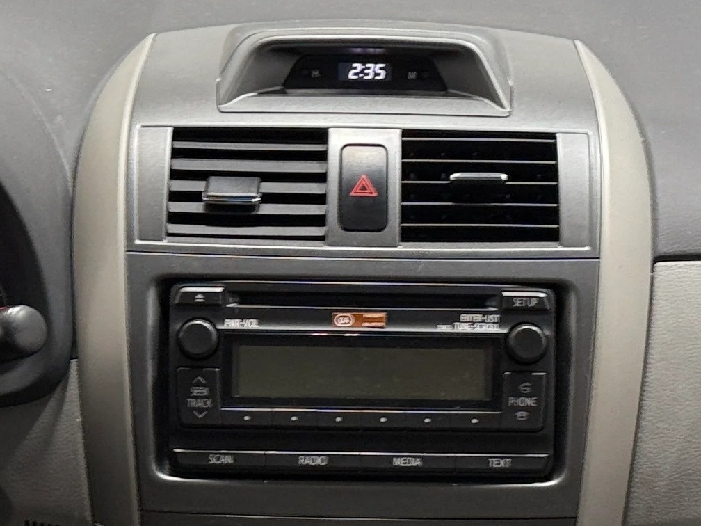 Thumbnail: 2012 Toyota Corolla - 4