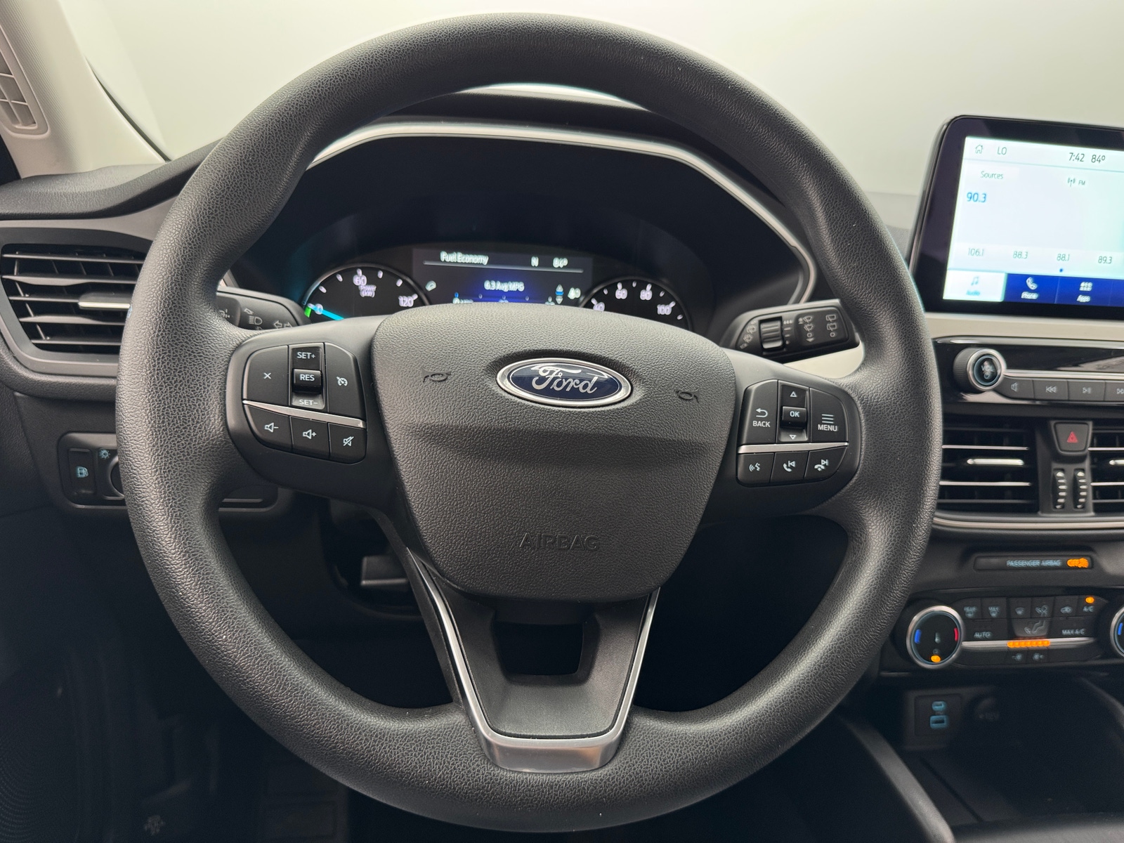 Thumbnail: 2022 Ford Escape - 5