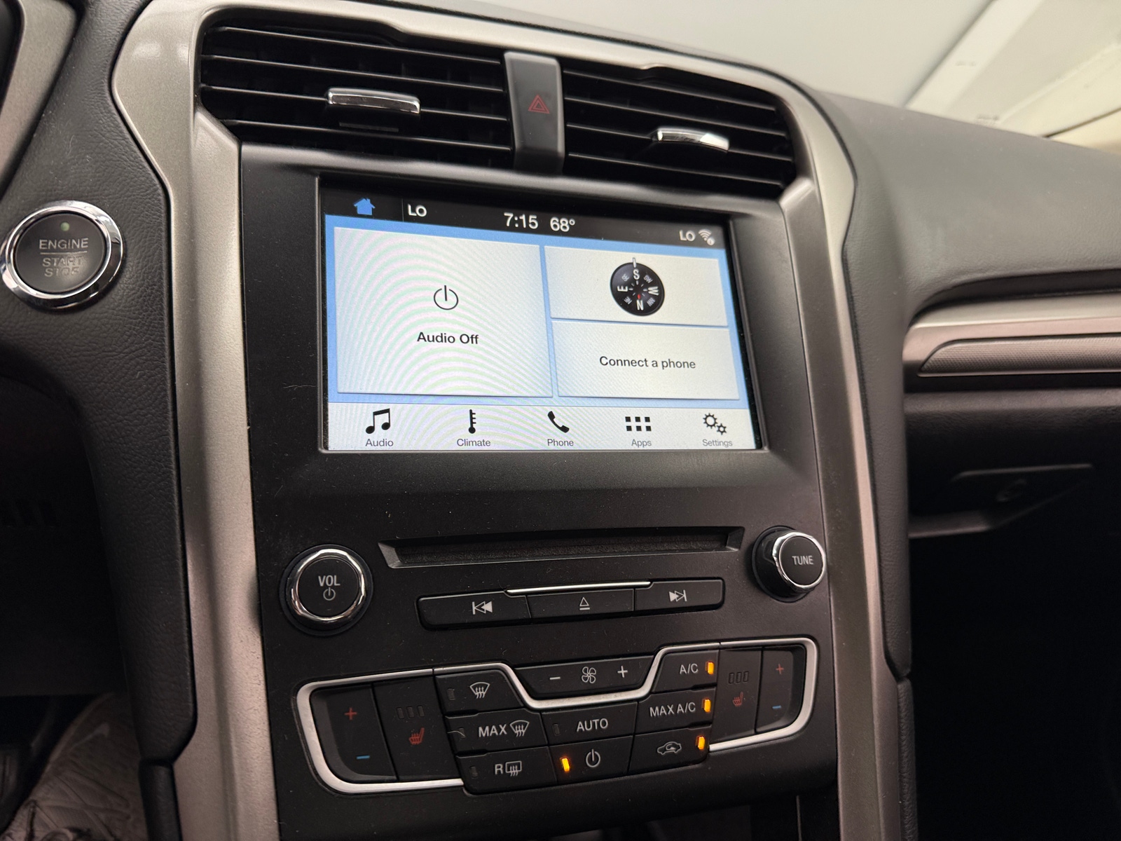 Thumbnail: 2017 Ford Fusion - 4