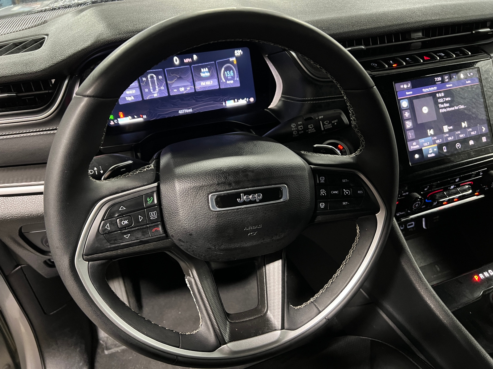 Thumbnail: 2024 Jeep Grand Cherokee L - 4