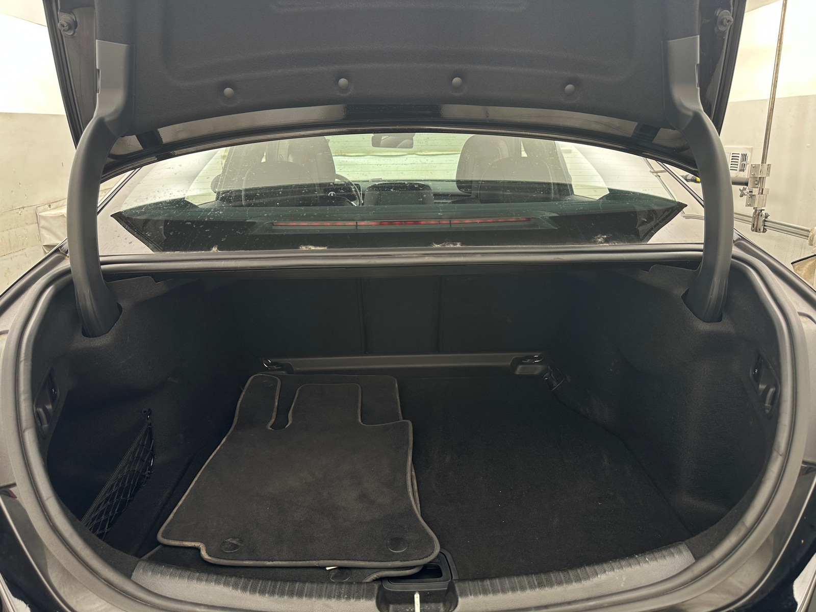 Thumbnail: 2024 Mercedes-Benz C-Class - 6