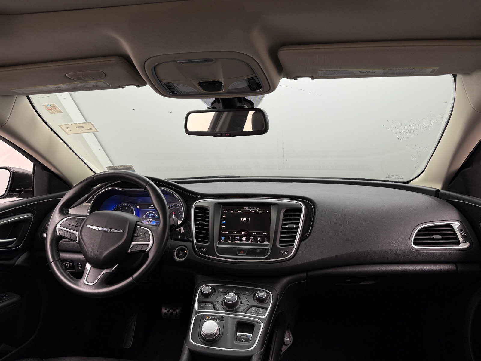 Thumbnail: 2015 Chrysler 200 - 2