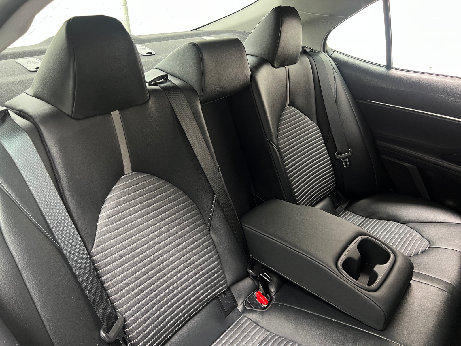 Thumbnail: 2019 Toyota Camry - 6